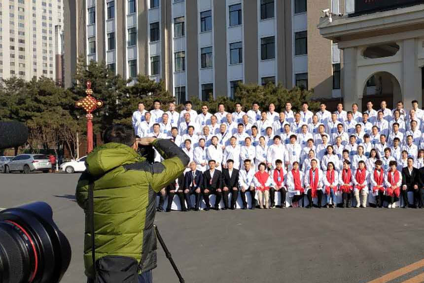 西安大合影拍摄公司价格多少钱