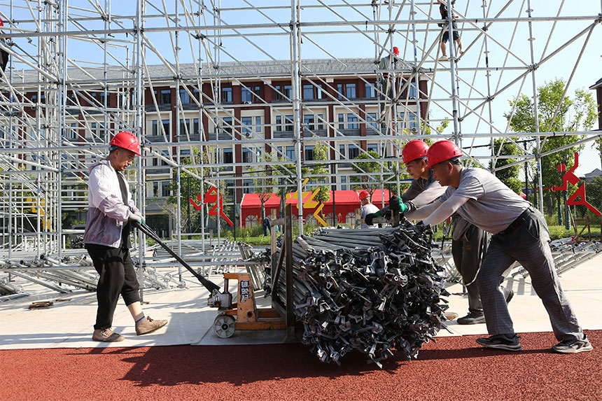 舞台搭建工人一天工资多少