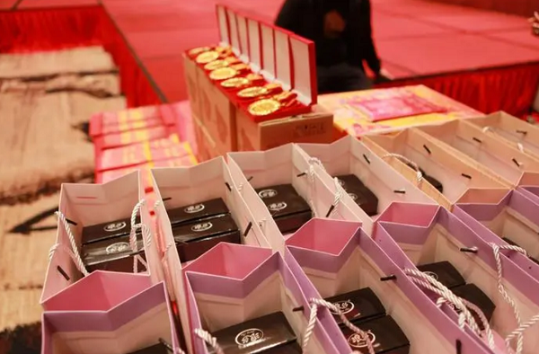 开会要准备什么礼品好？这些礼品实用又不失逼格！